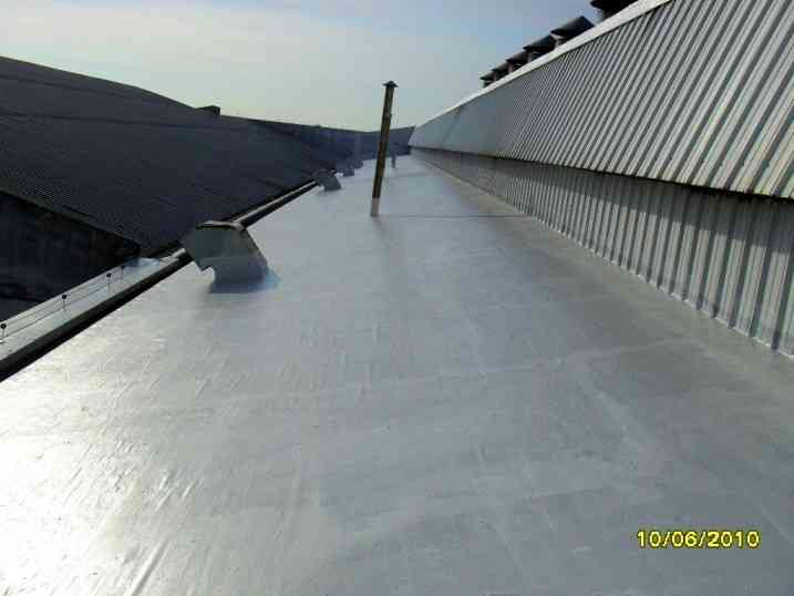 Impermeabilização em telhados com poliuretano